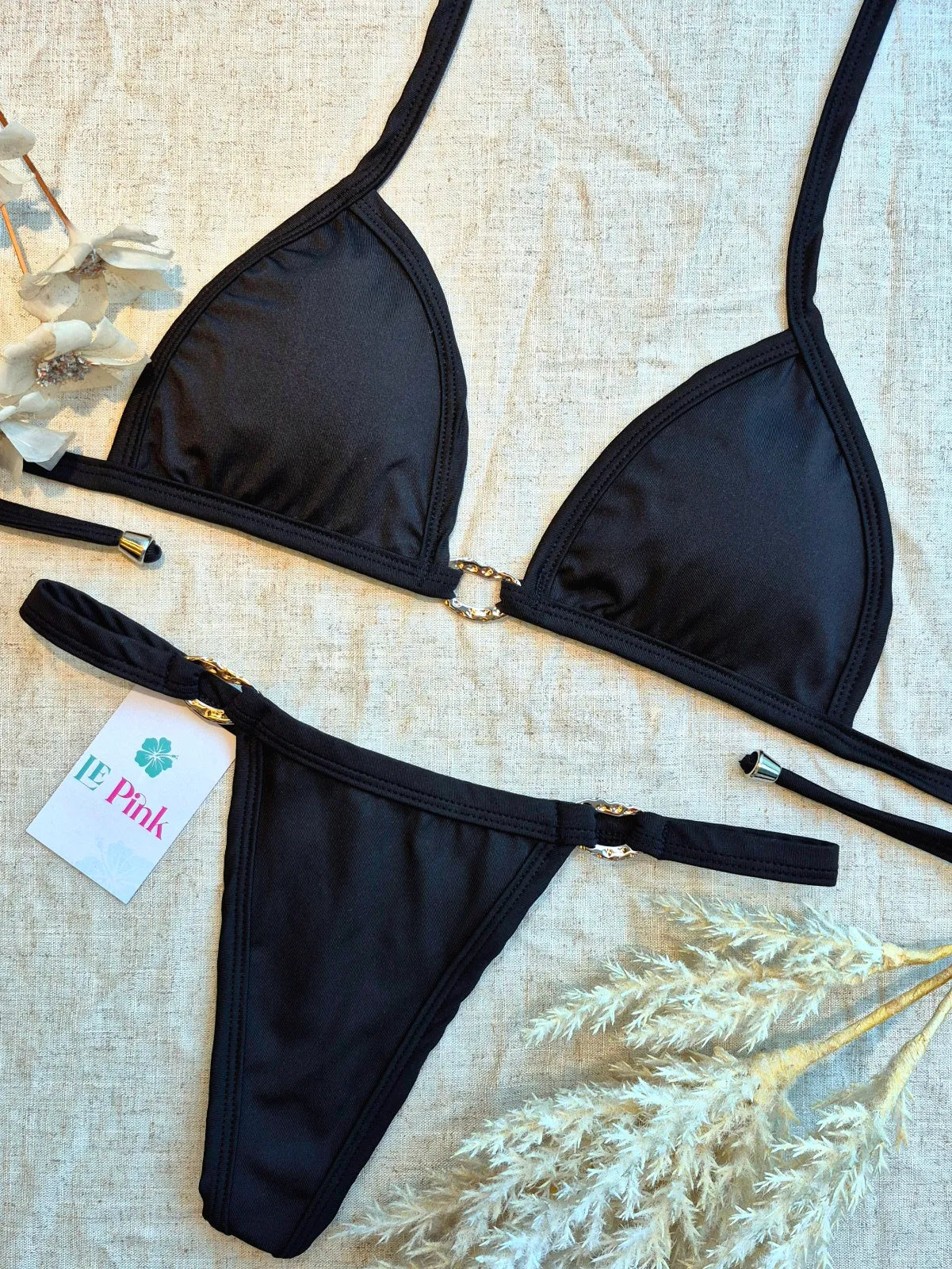 Biquíni Cortininha Fita com Miçangas e Calcinha Tanga – Le Pink