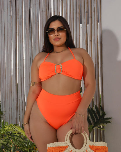 Biquíni Ludi Top Meia-Taça com Argola Dourada e Calcinha Hot Pant
