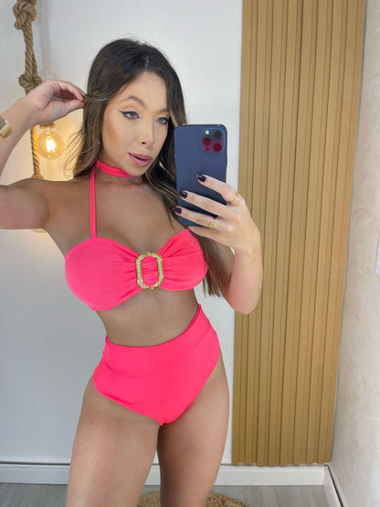Biquíni Ludi Top Meia-Taça com Argola Dourada e Calcinha Hot Pant