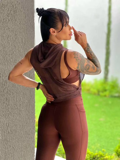 Blusa Fitness Regata com Capuz em Tela Arrastão Le Pink
