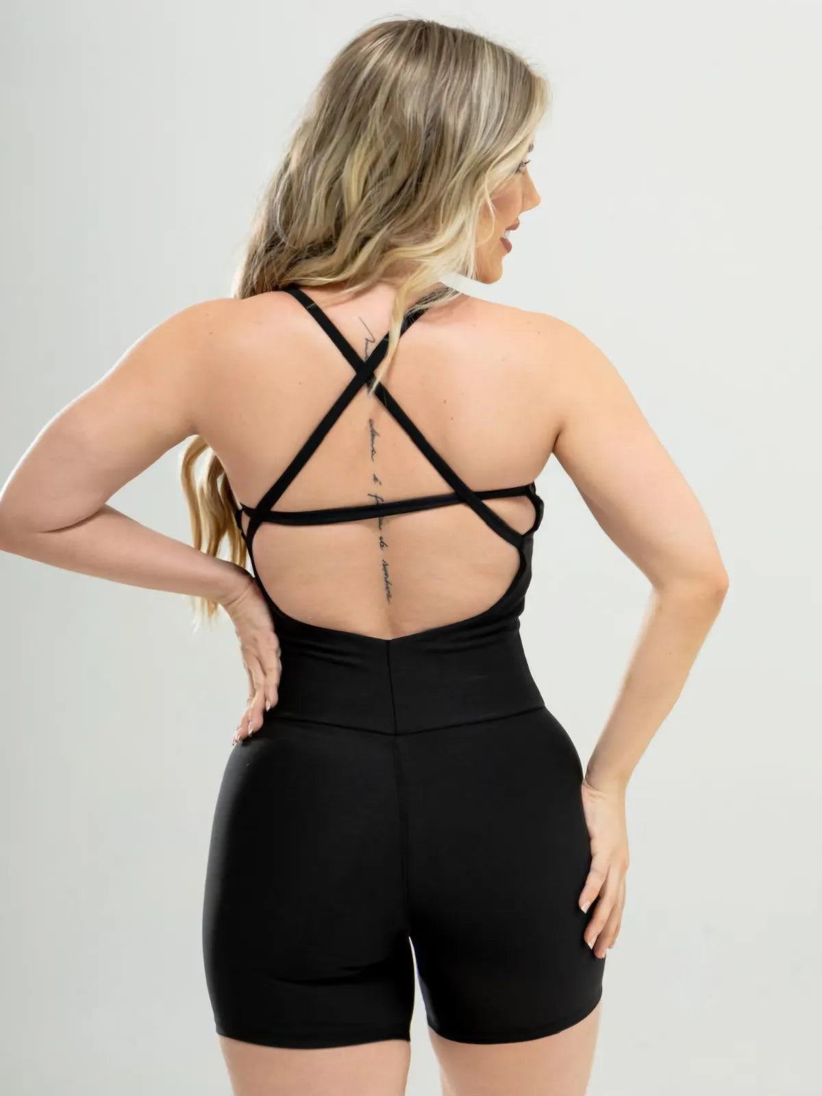 Macaquinho Fitness Curto Suplex Premium Alça Fina Carioca Le Pink