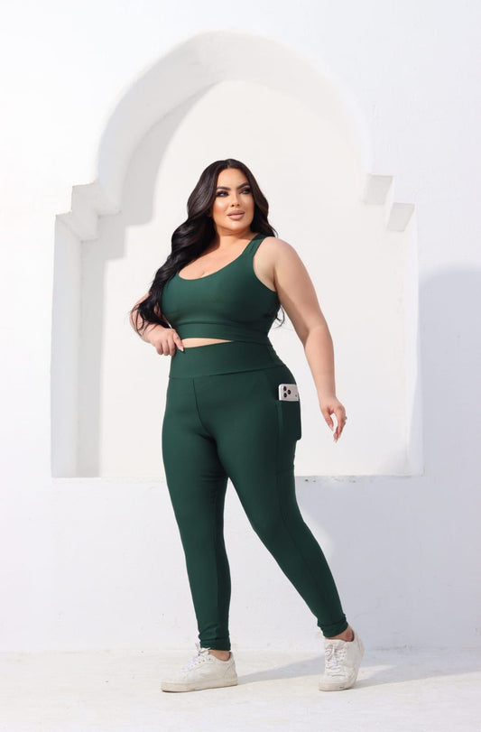 Conjunto Fitness Plus Size com Top e Legging de Alta Compressão – Le Pink