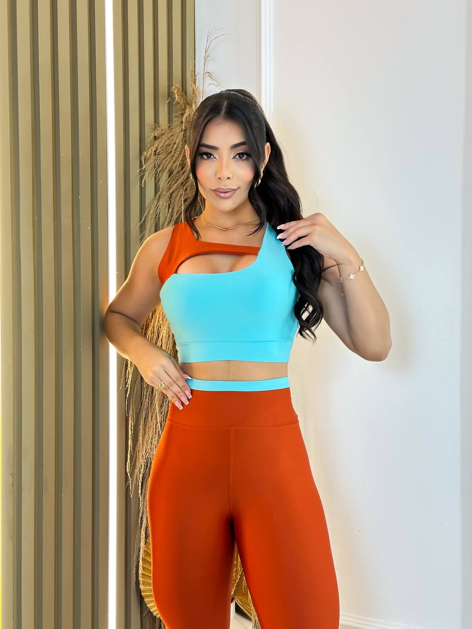 Conjunto Glow com Top e Legging de Alta Compressão – Le Pink